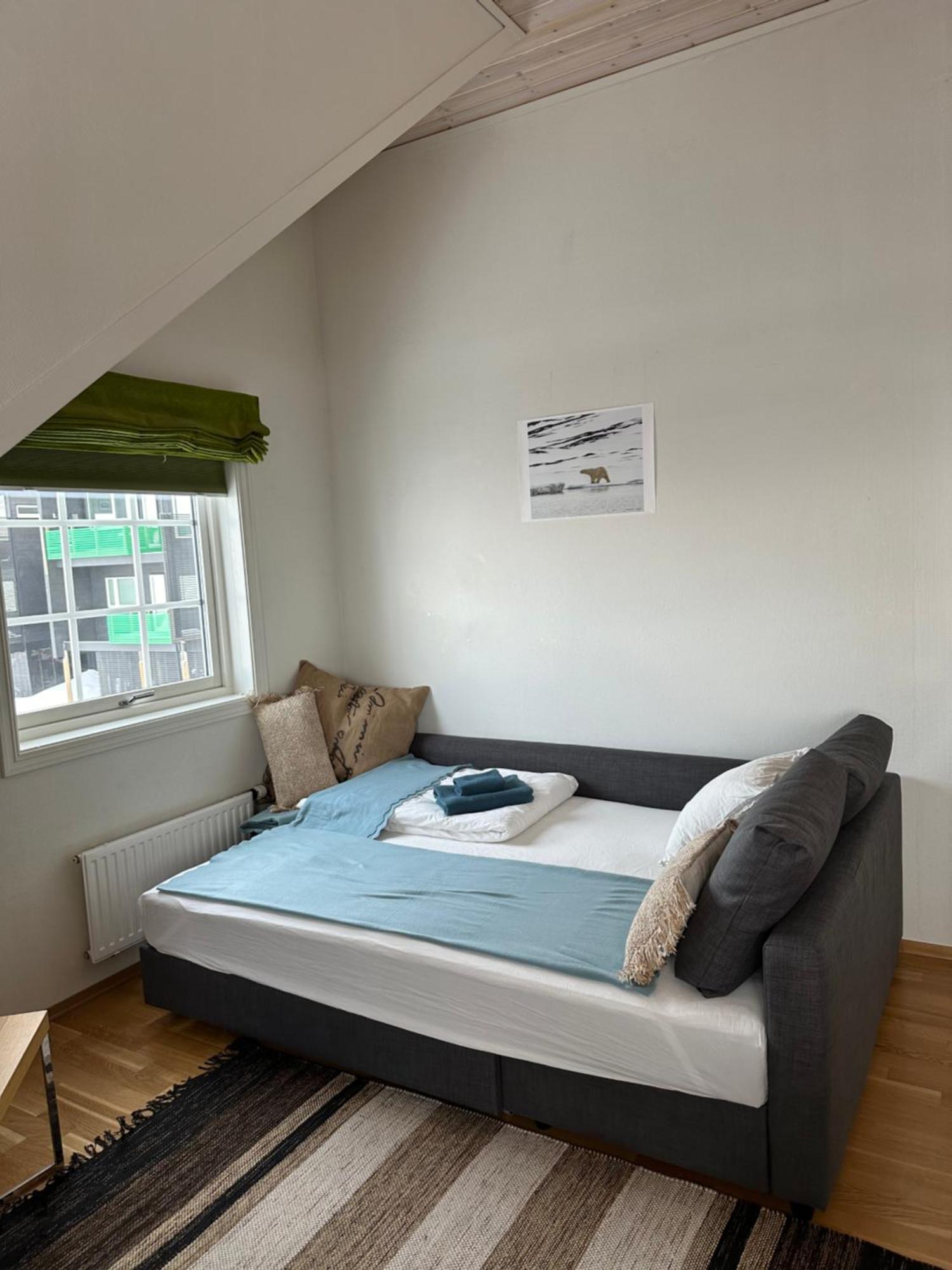 Haugen Pensjonat Svalbard Longyearbyen Room photo
